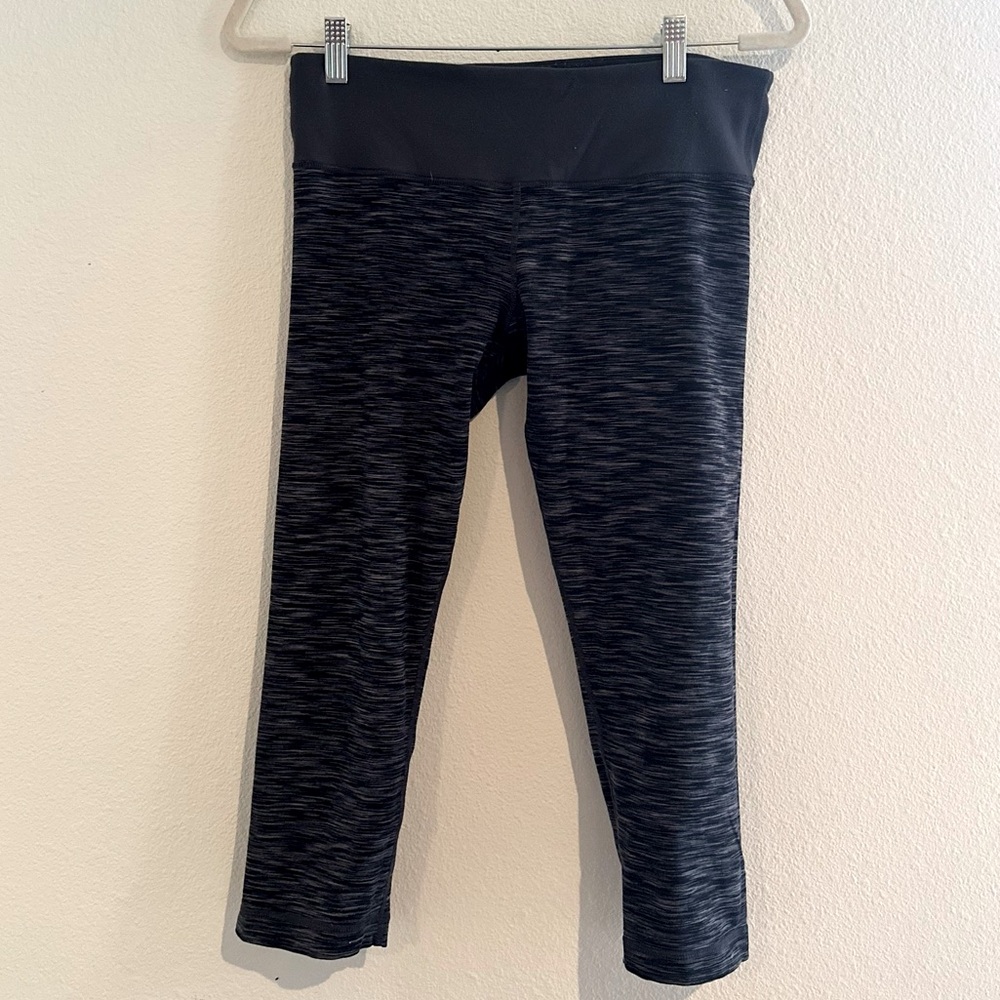 Lululemon Capris, 2007 , size 8 , black and grey